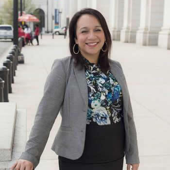 Woman Attorney in Monterey Park CA - Irma Pérez