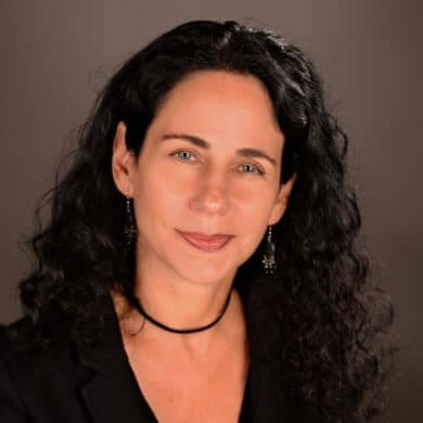 Isabel Betancourt-Levey