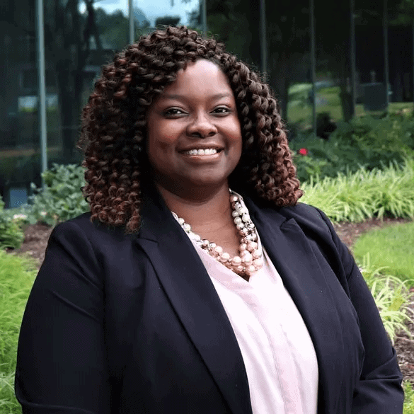 Female Litigation Attorney in Richmond Virginia - Tameka W. Robinson