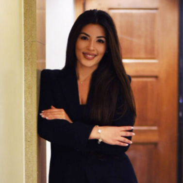 Yasmine Tabatabai - Woman lawyer in Los Angeles CA